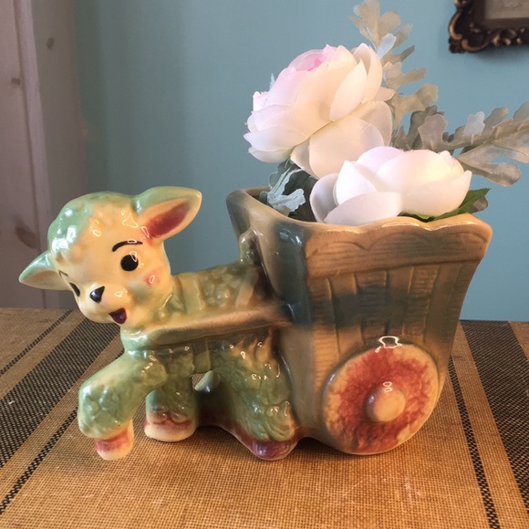 Vintage lamb with cart planter - Picture 1 of 10